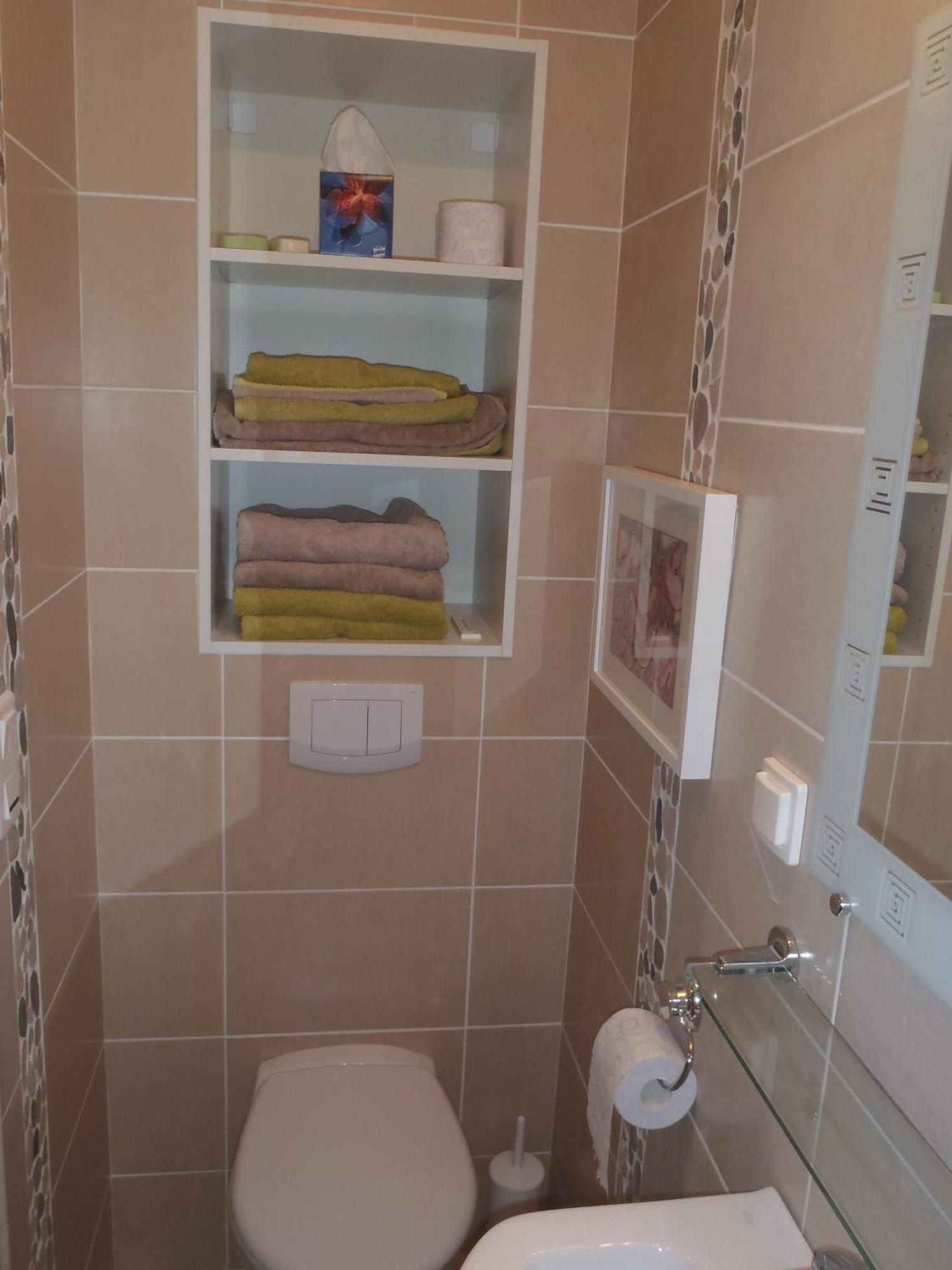 Ferienwohnung Les Chevrefeuilles Manosque Exterior foto